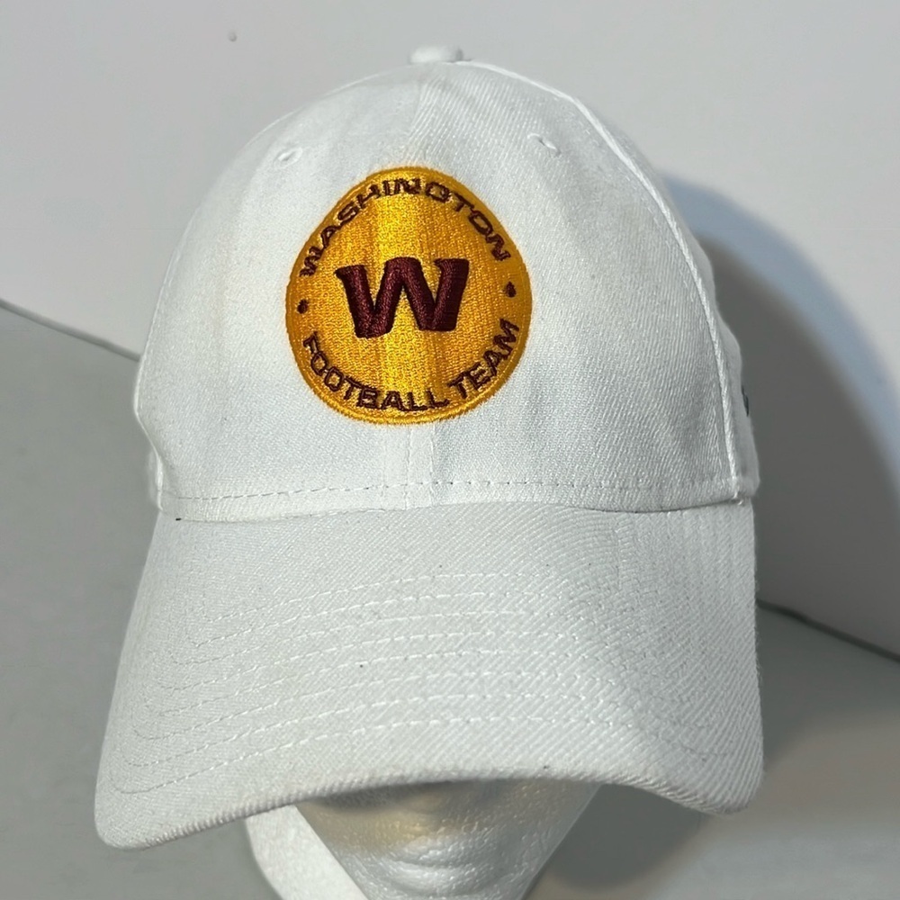New Era Thirty Nine Washington Redskins Football Cap Size Small/Medium